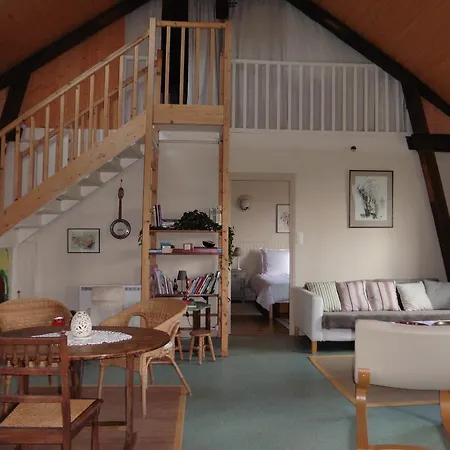 De Charme : L'ancienne Grange Chivres-Val