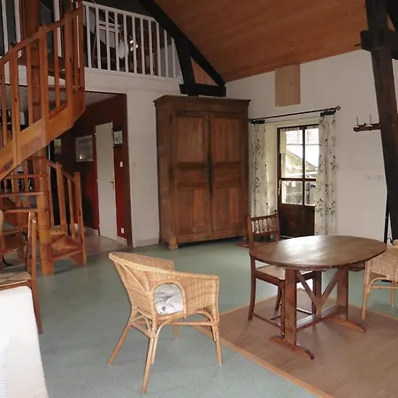 De Charme : L'ancienne Grange Gasthof Chivres-Val